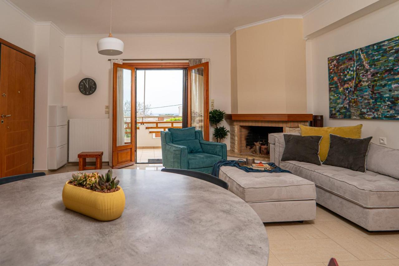 Contemporary 2 Bedroom 5 Min Walk From Center Apartment *